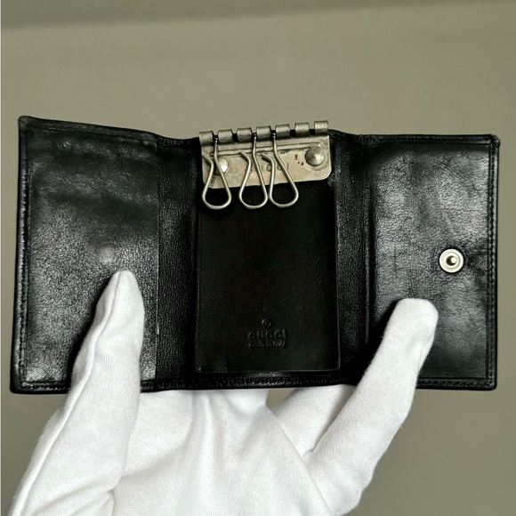 Gucci Leather Black Key Case Holder - Picture 9 of 15